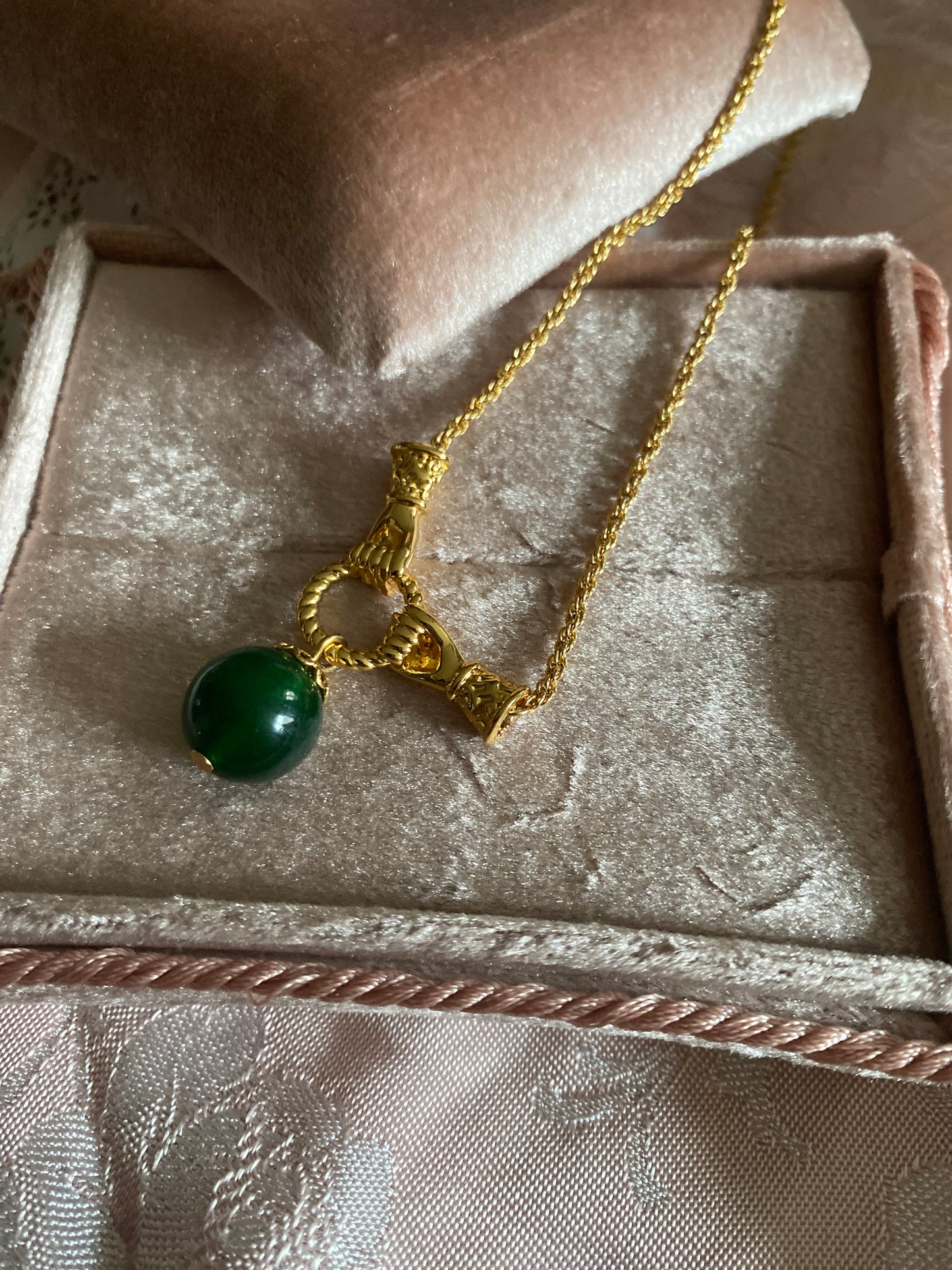 COLLIER PRATIQUE