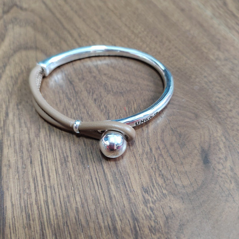 BRACELET WITH LEATHER AND METALL