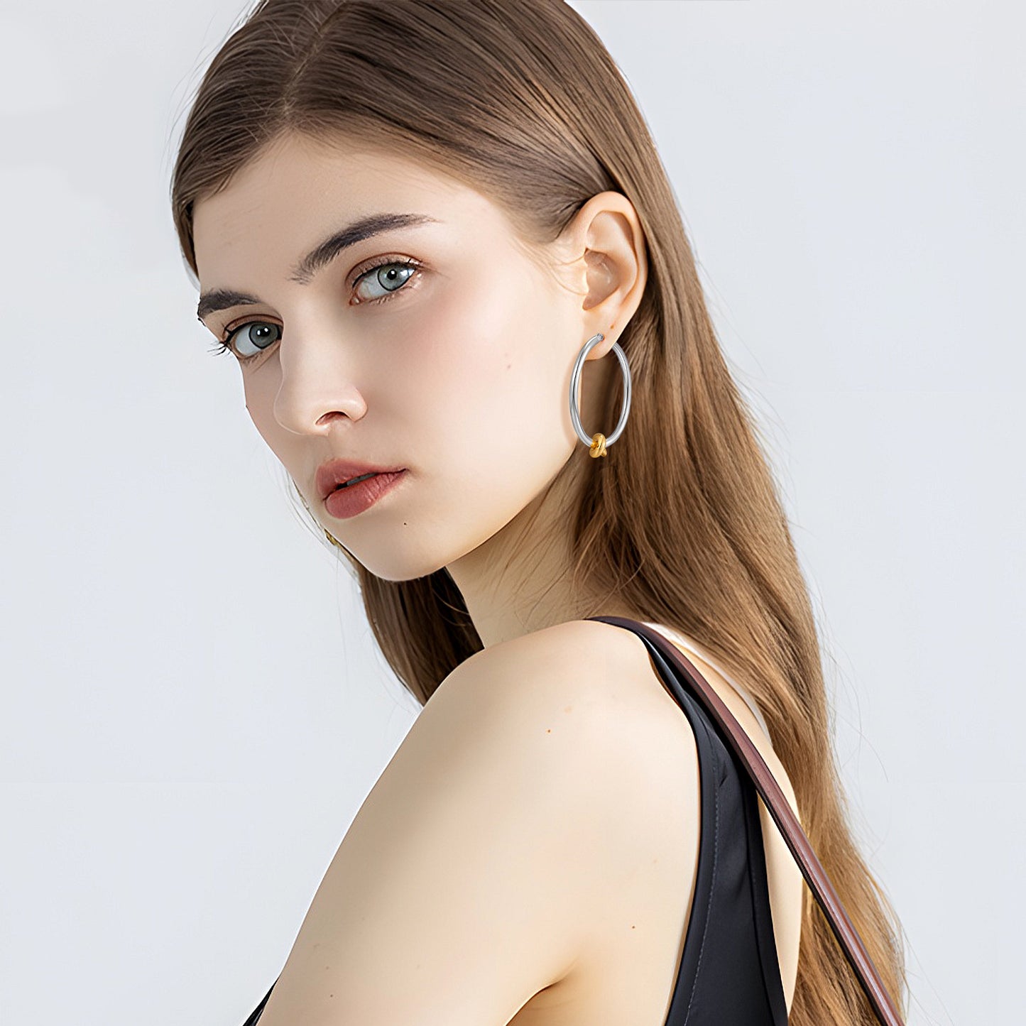 EARRINGS WITH KNOT