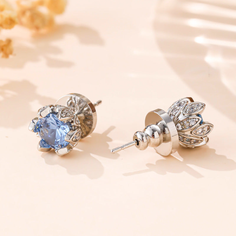 EXQUISITE FLOWER EARSTUDS