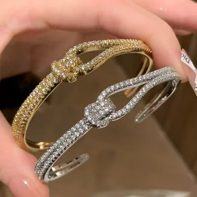 GLAMMY BANGLE