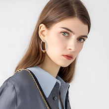 EARRINGS WITH KNOT