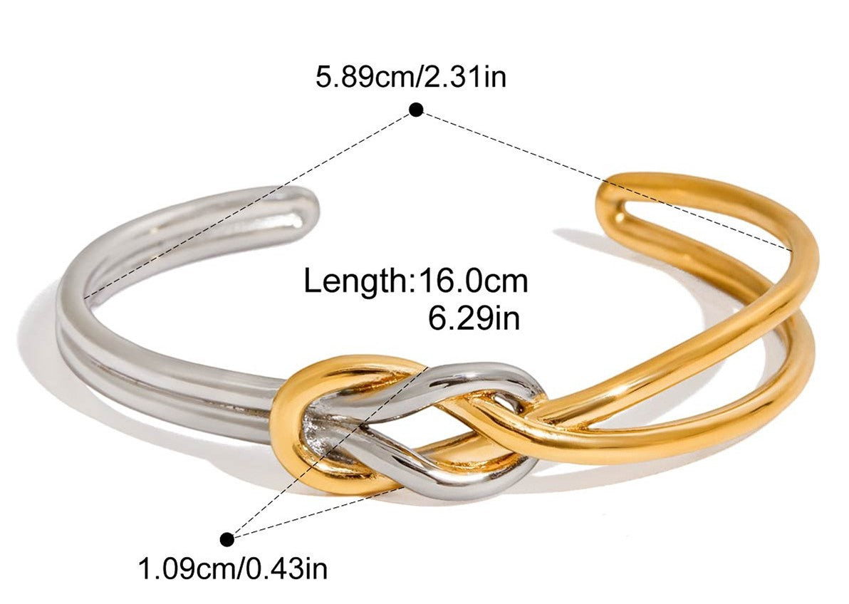 BRACELET WITH KNOTS