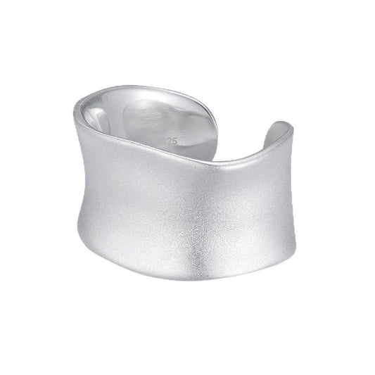 BAGUE EN ARGENT ATTRAYANTE