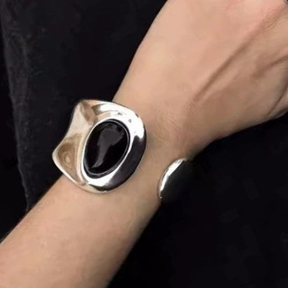 THE STOCKHOLM CLASSIC BANGLE