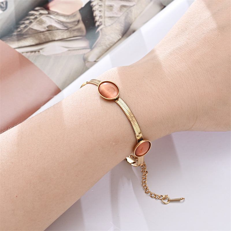 AUNTIE BRACELET