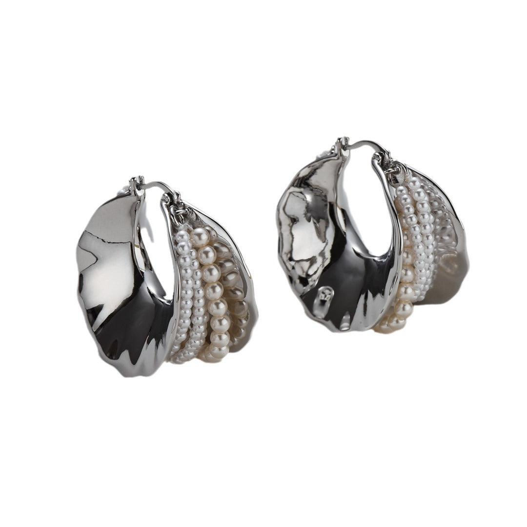EARRINGS WITH PEARLS
