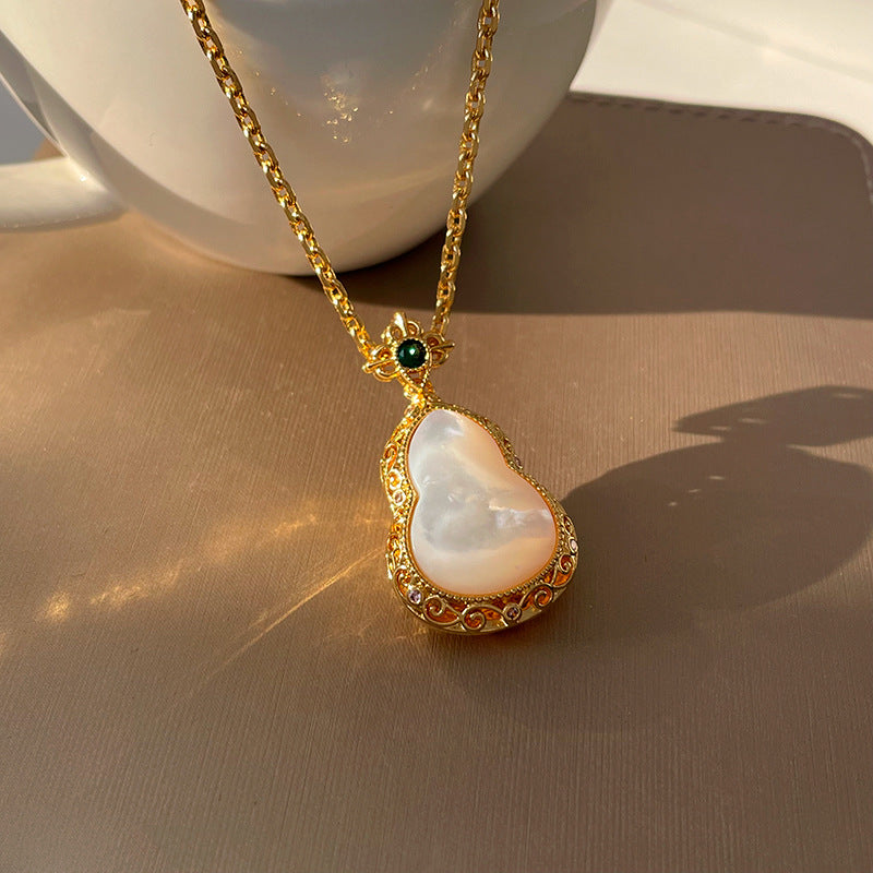COLLIER DE PERLES