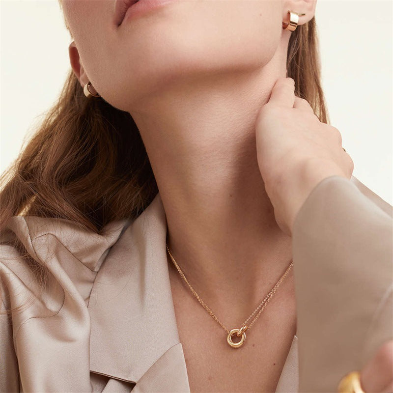 COLLIER ANNA